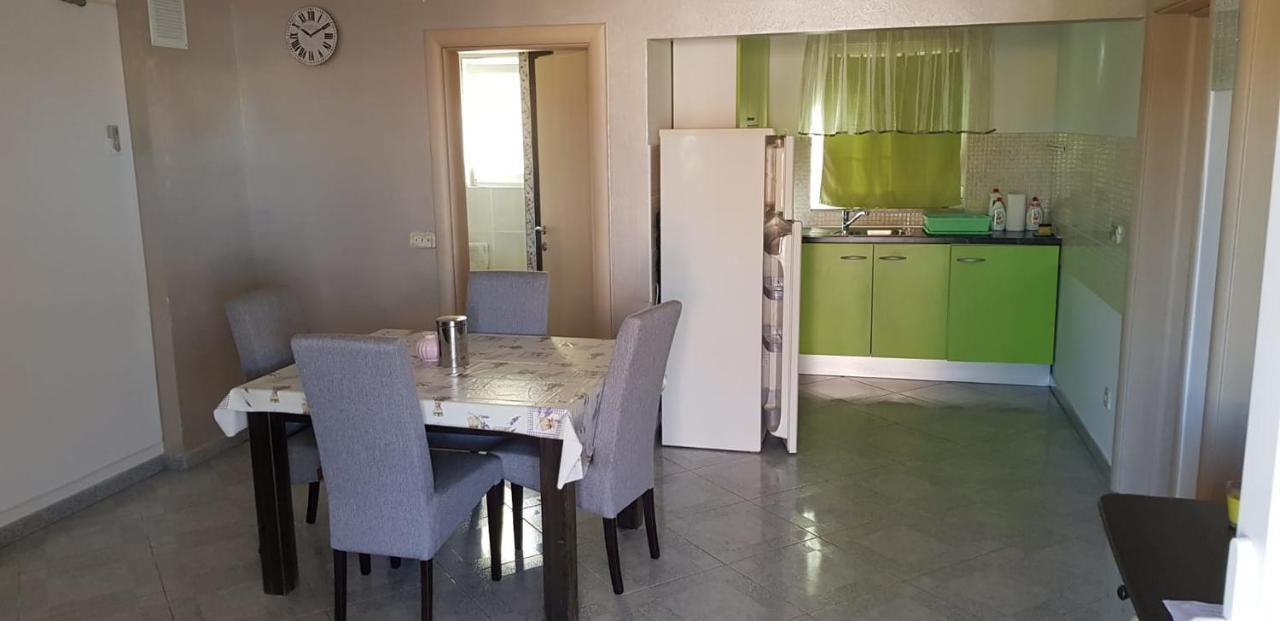 Apartments With A Parking Space Vir - 18407 Luaran gambar