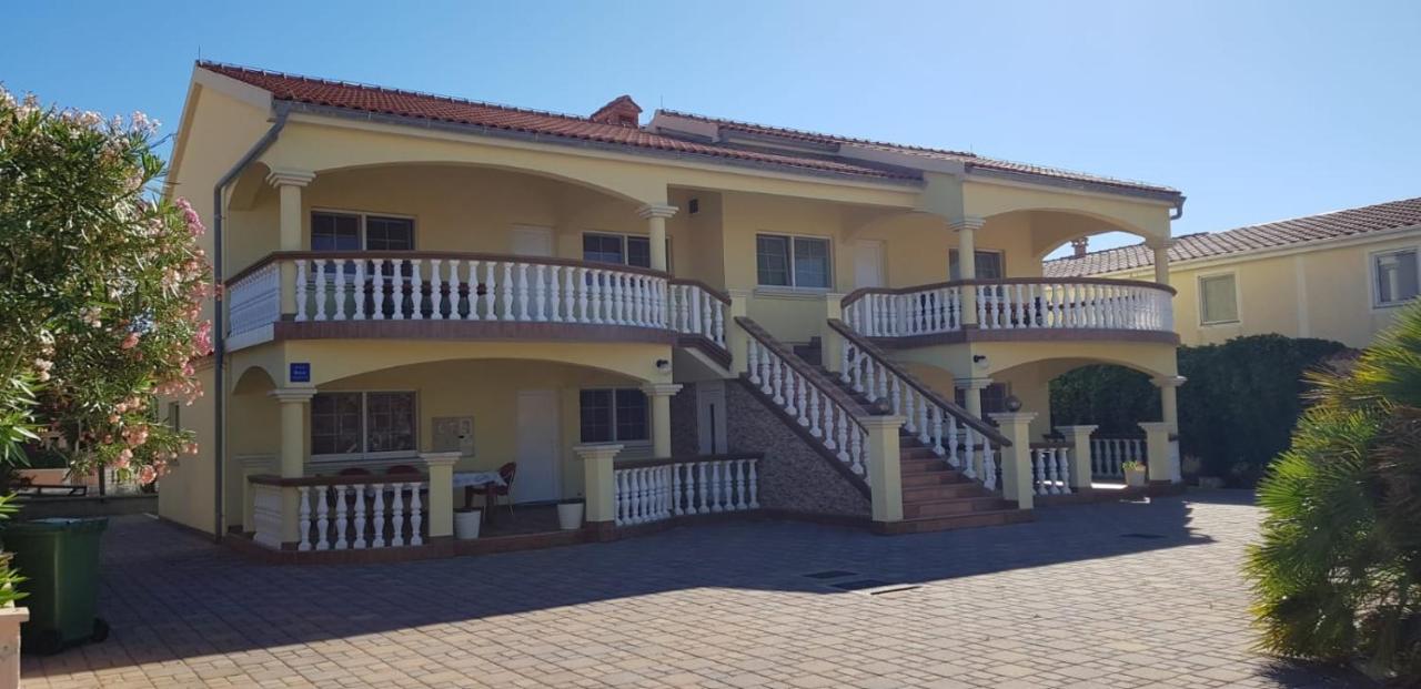 Apartments With A Parking Space Vir - 18407 Luaran gambar